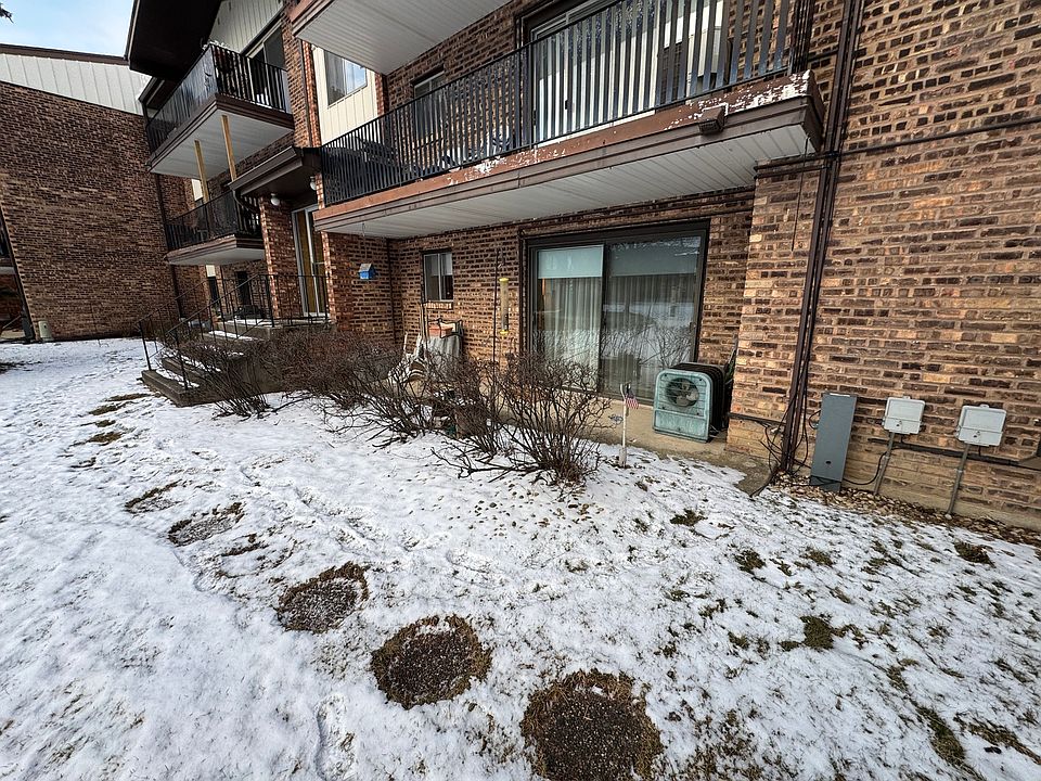 1st image of 5219 James Ln APT 1604