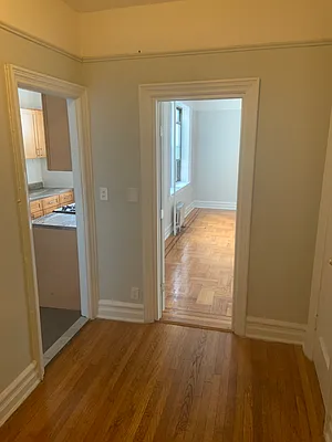 Rented by Chana Ofek, LREB | media 9