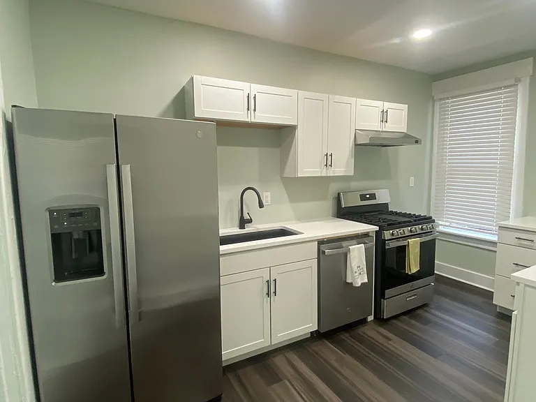 461 Oakwood Ave — Photo 9