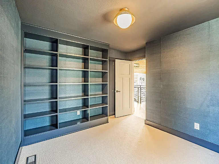4634 Lighthouse Dr NE — Photo 52