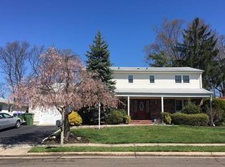 12 Ballo Pl, Edison, NJ 08820