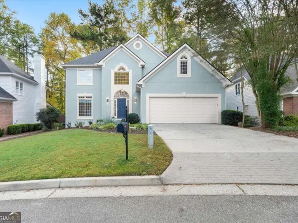 256 Spalding Gates Dr, Sandy Springs, GA 30328
