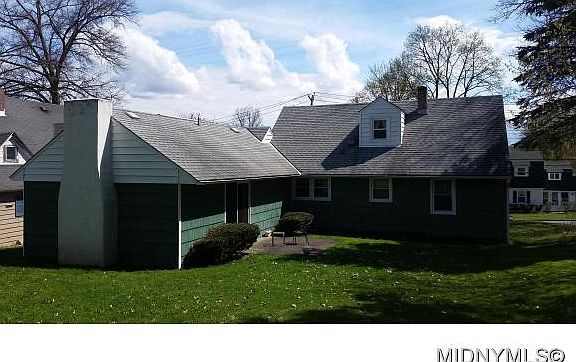 3rd image of 62 Hartford Ter