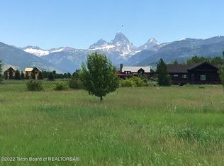 2524 Goldshire Dr, Driggs, ID 83422