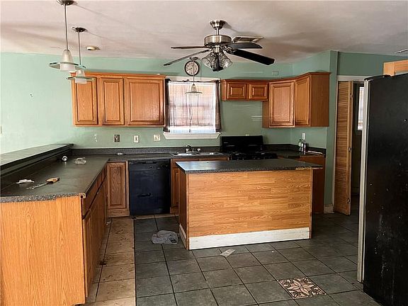 5th image of 4817 Donna Dr