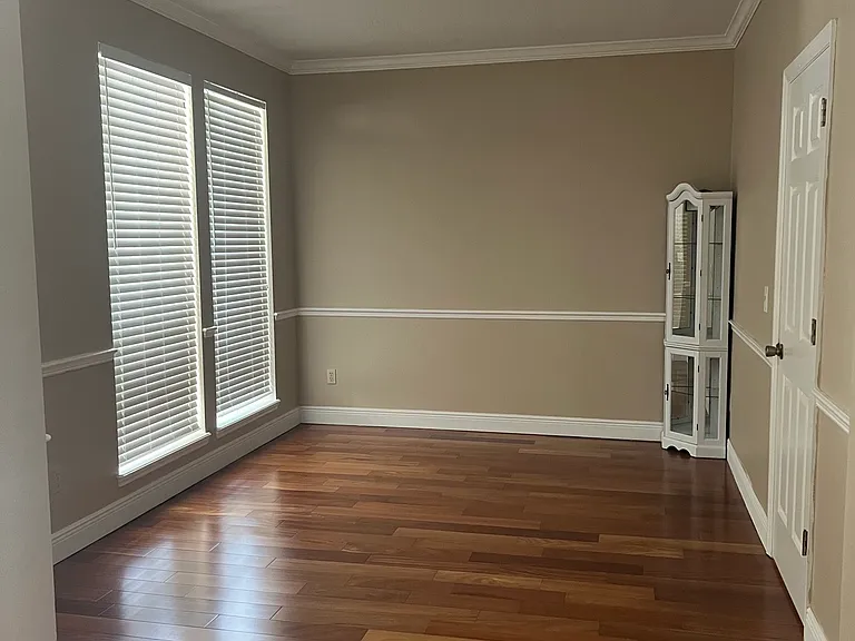 8019 Glitter Ct — Photo 10