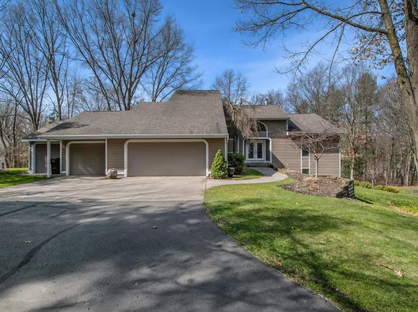 7770 Cascade Rd SE, Grand Rapids, MI 49546