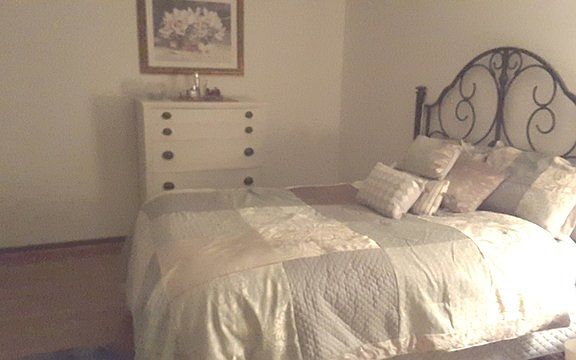 5th image of 604 N Hough St #A