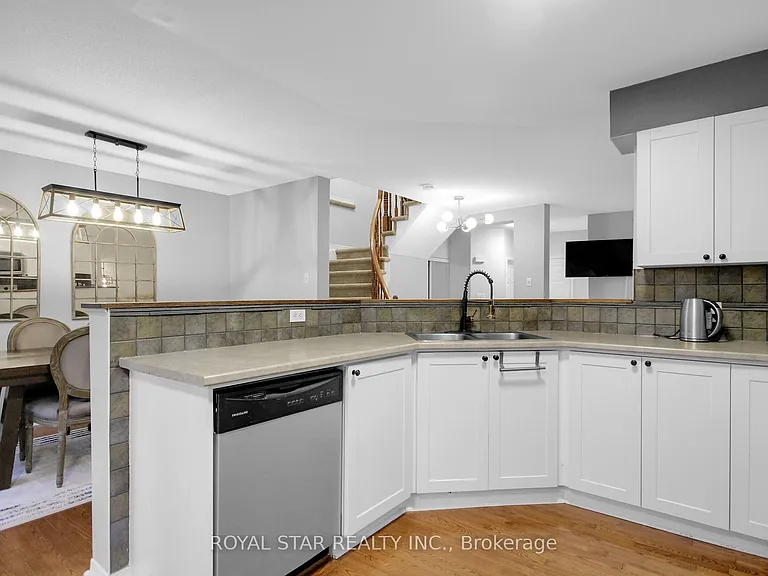 133 Margrave Ave — Photo 20