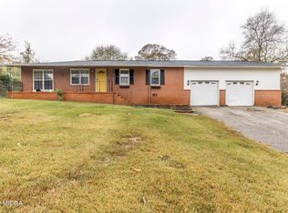 121 Carter Cir, Warner Robins, GA 31093