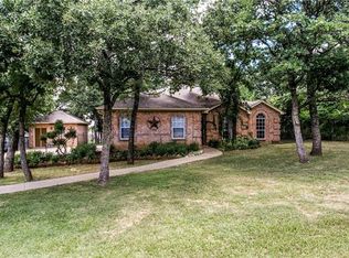 2705 Jackson Crest St, Burleson, TX 76028