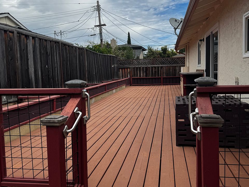 1st image of 152 Warren Dr #3
