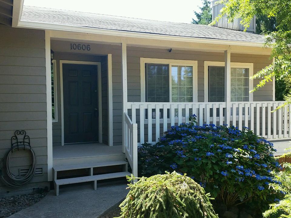 1st image of 10606 203rd Ave E