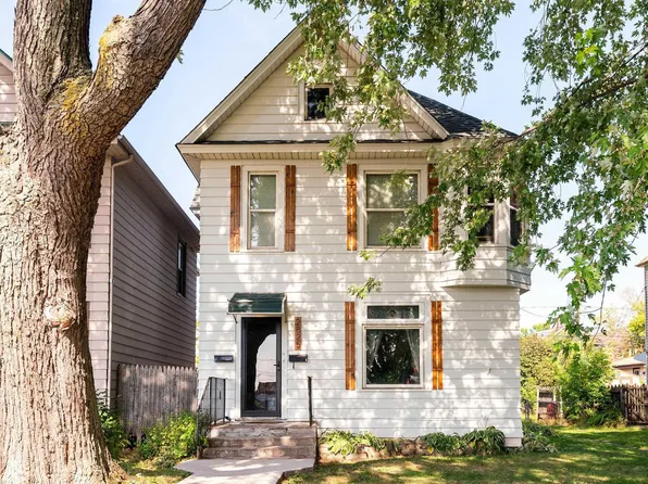 2825 W 1st St, Duluth, MN 55806