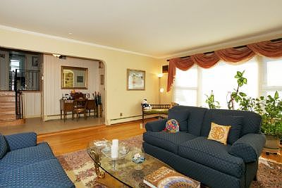 4th image of 727 W 231st St