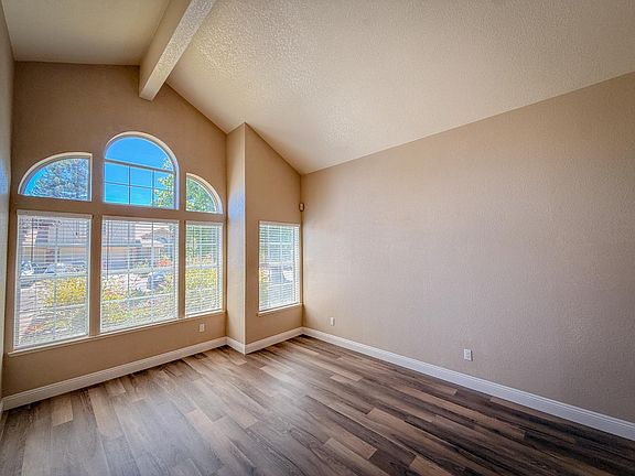 5th image of 8809 Bridalsmith Dr