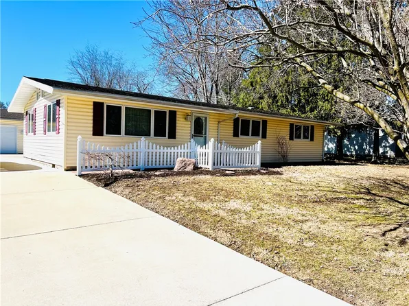 1339 N 1665 East Rd, Shelbyville, IL 62565