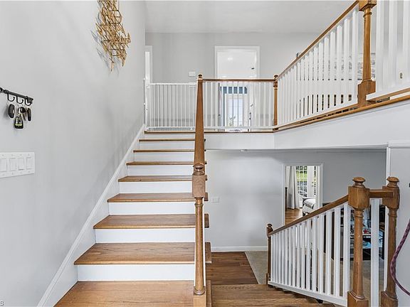 3rd image of 1220 Abingdon Way