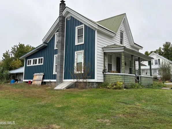 12 Waldo Place, Port Henry, NY 12974