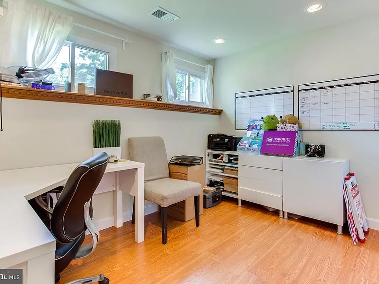 5407 Helm Ct — Photo 31