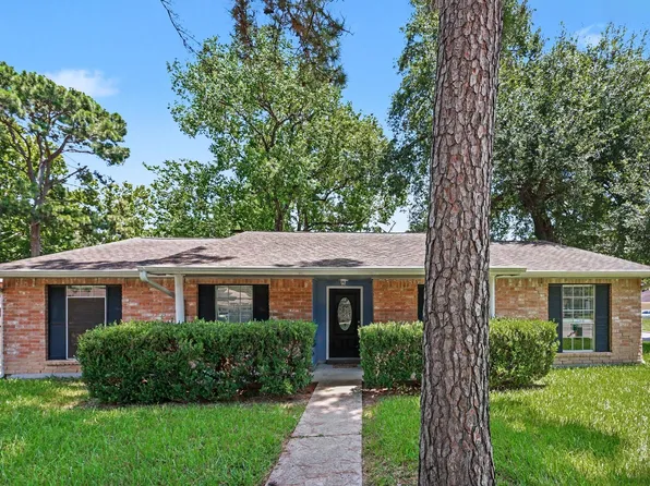 23402 Lestergate Dr, Spring, TX 77373