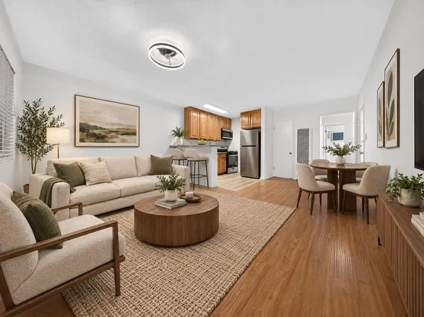 5725-29 Vineland Ave, 5725-5729 Vineland Ave #8725-09, North Hollywood, CA 91601