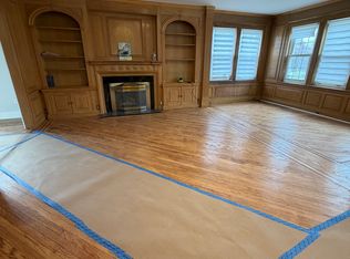 165 Page Rd, Valley Stream, NY 11581