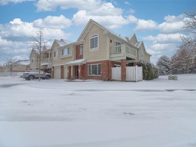 24031 Fairlane Blvd, Woodhaven, MI, 48183