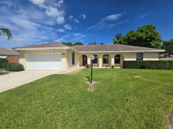 6504 Heather Way, Lake Clarke Shores, FL 33406