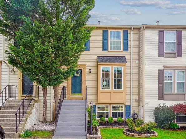 13964 Winding Ridge Ln, Centreville, VA 20121