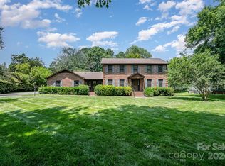 5619 Wildflower Ct, Mint Hill, NC 28227