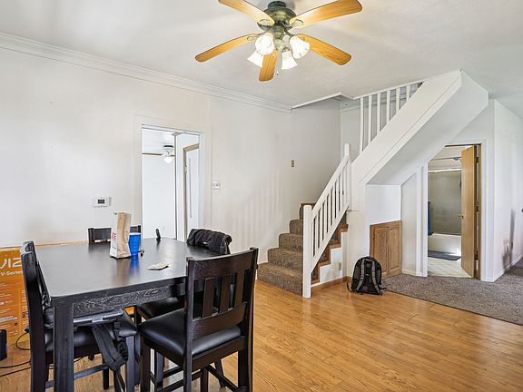5th image of 203 W 10th St