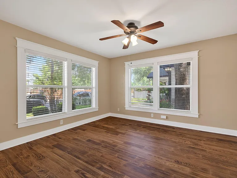 735 Cherico St — Photo 18