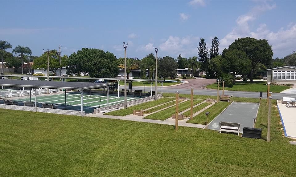 2nd image of 105 LAKE TARPON DRIVE LOT 26