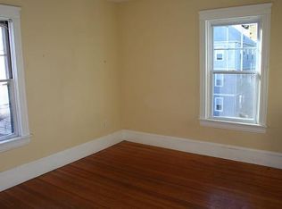 163 Oakland Ave #2, Providence, RI 02908