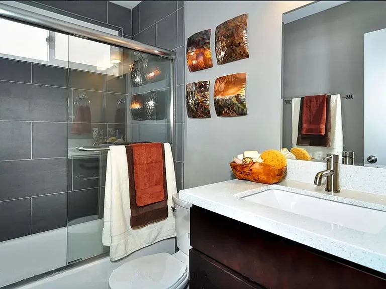 4440 Boundary St #5 — Photo 7