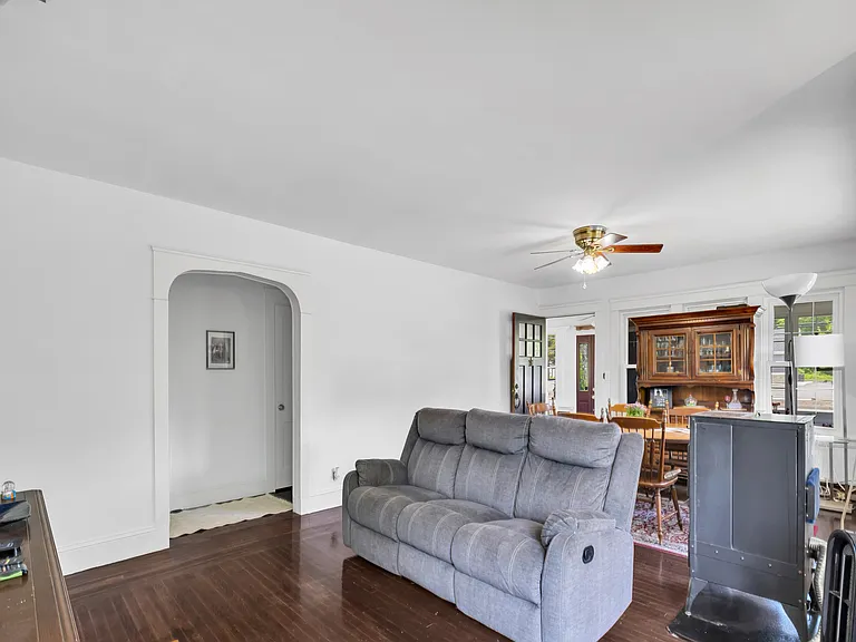 6239 Post Rd — Photo 16
