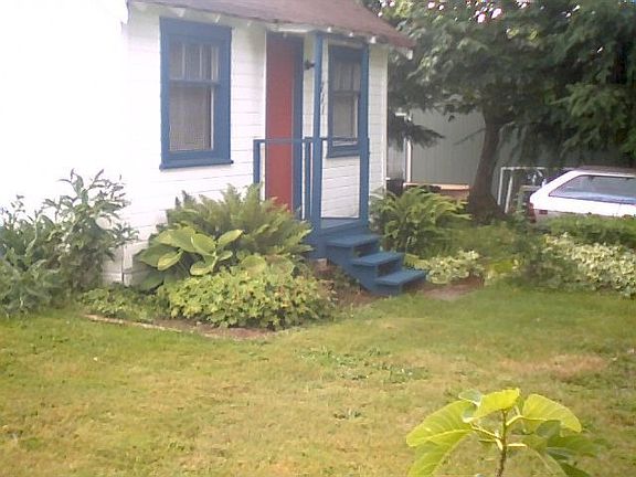 2nd image of 1711 13th Ave SE