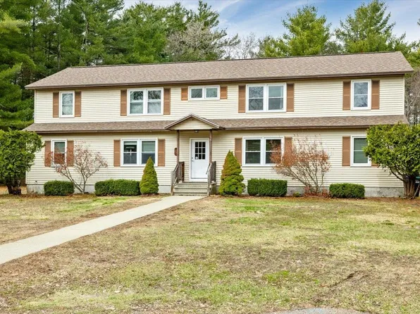 12 Evergreen Drive #101, Milton, VT 05468