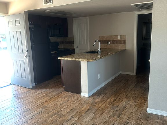 2nd image of 4313 N 19th Ave APT 116