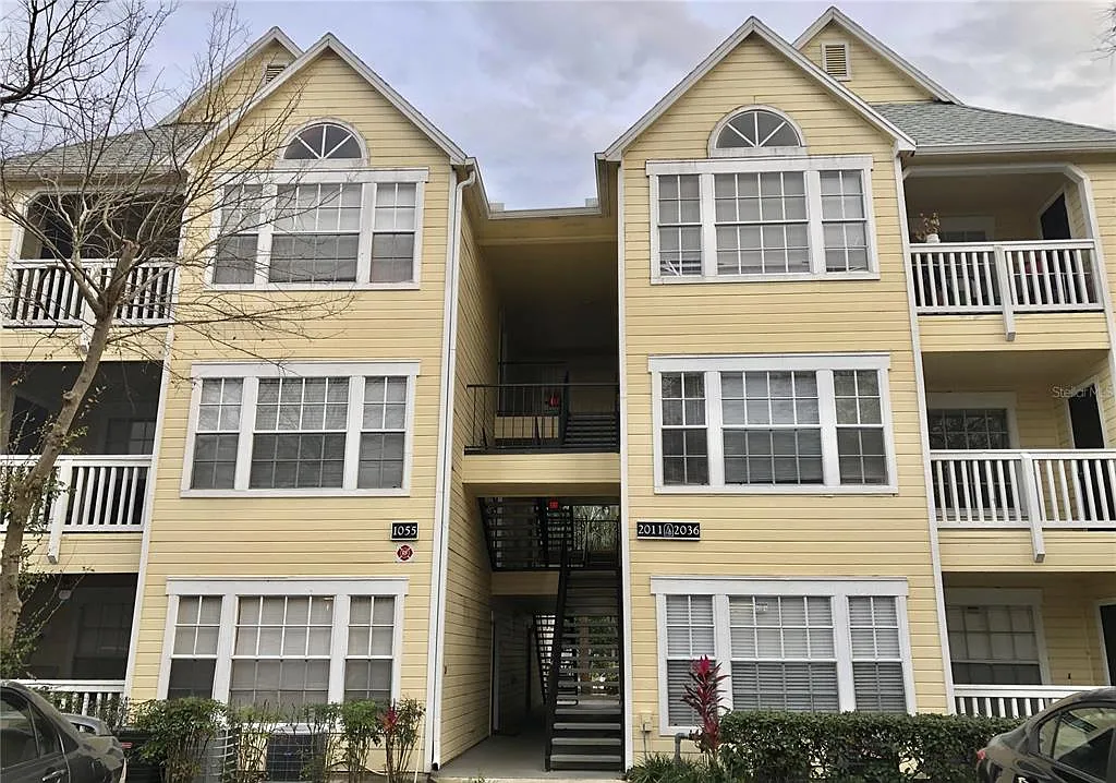 1 bed, 1.0 bath, 627 sqft, $1,300 — Photo 1