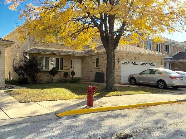 6517 W Belle Plaine Ave, Chicago, IL 60634