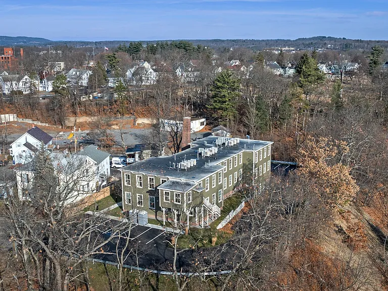34 Tremaine St — Photo 11