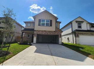 2314 Honey Heights Ln, Fresno, TX 77545