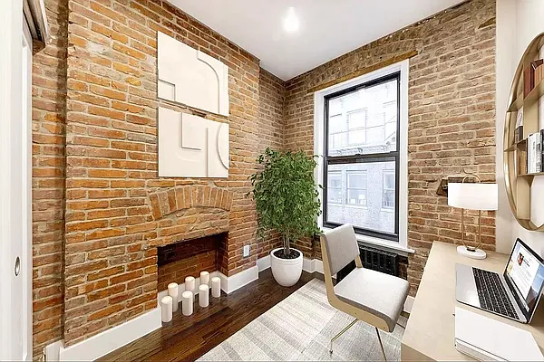 Rented by Douglas Elliman | media 17