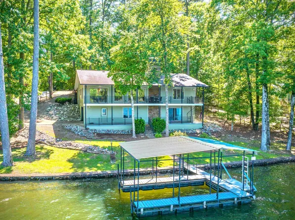 9 Llana Ln, Hot Springs Village, AR 71909