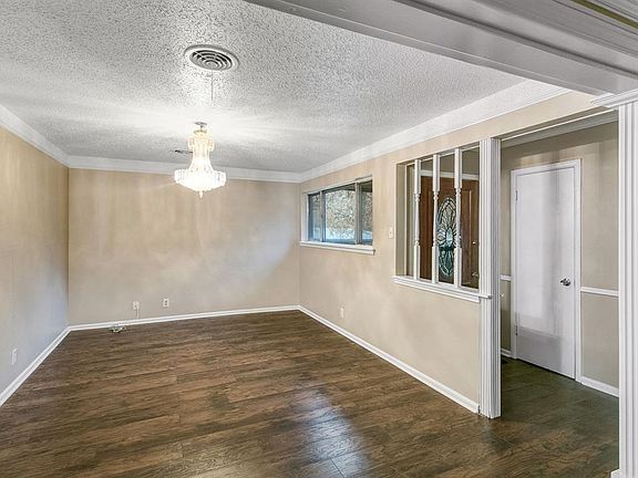 4th image of 869 Patti Dr