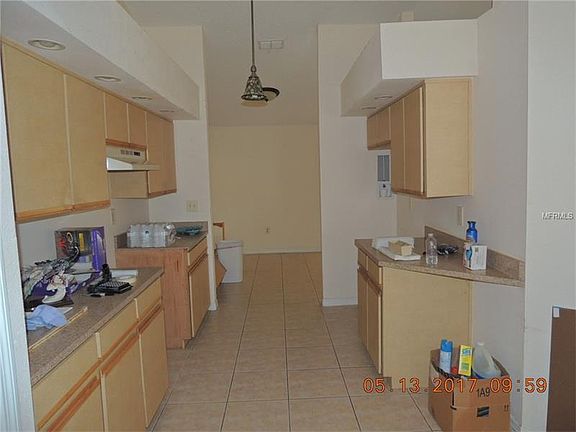 5th image of 828 Oglethorpe Ct