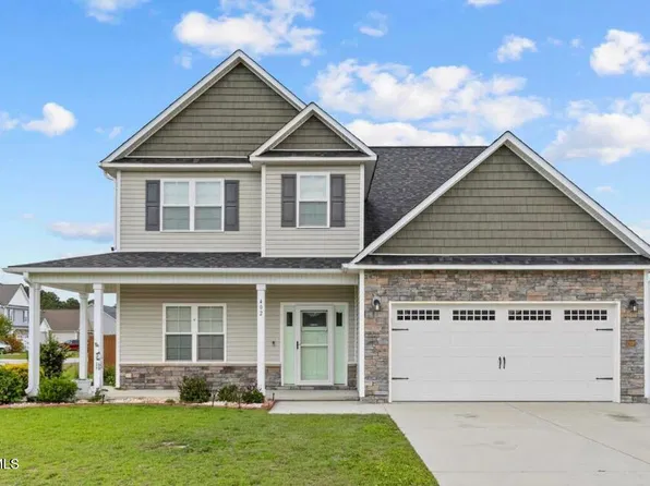 402 Kinroff Drive, Hubert, NC 28539