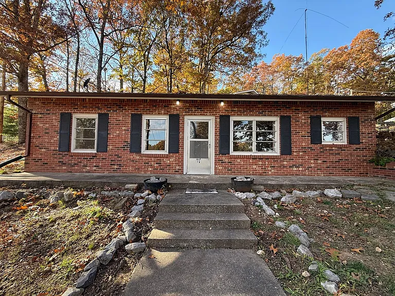 1037 Stringtown Rd — Photo 1